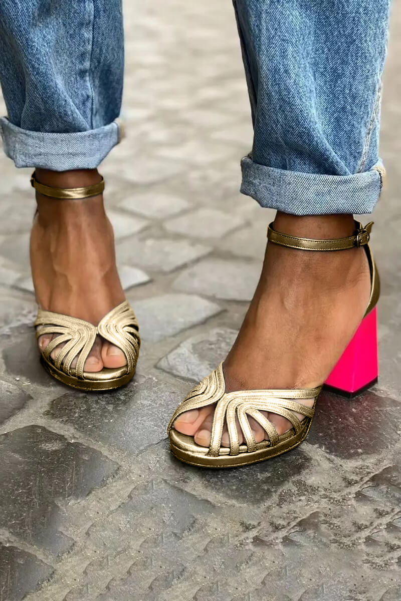 SANDALIAS DE TACÓN BICOLOR