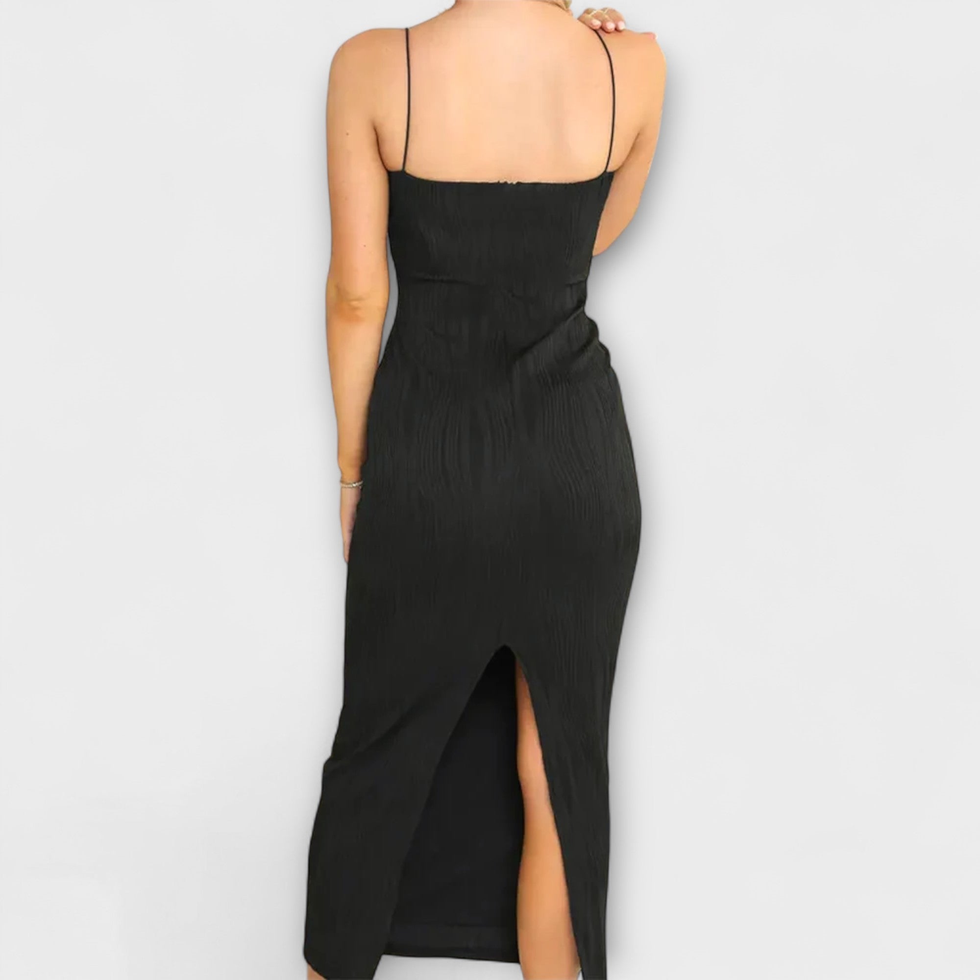 Vestido maxi sin mangas elegante con fruncidos