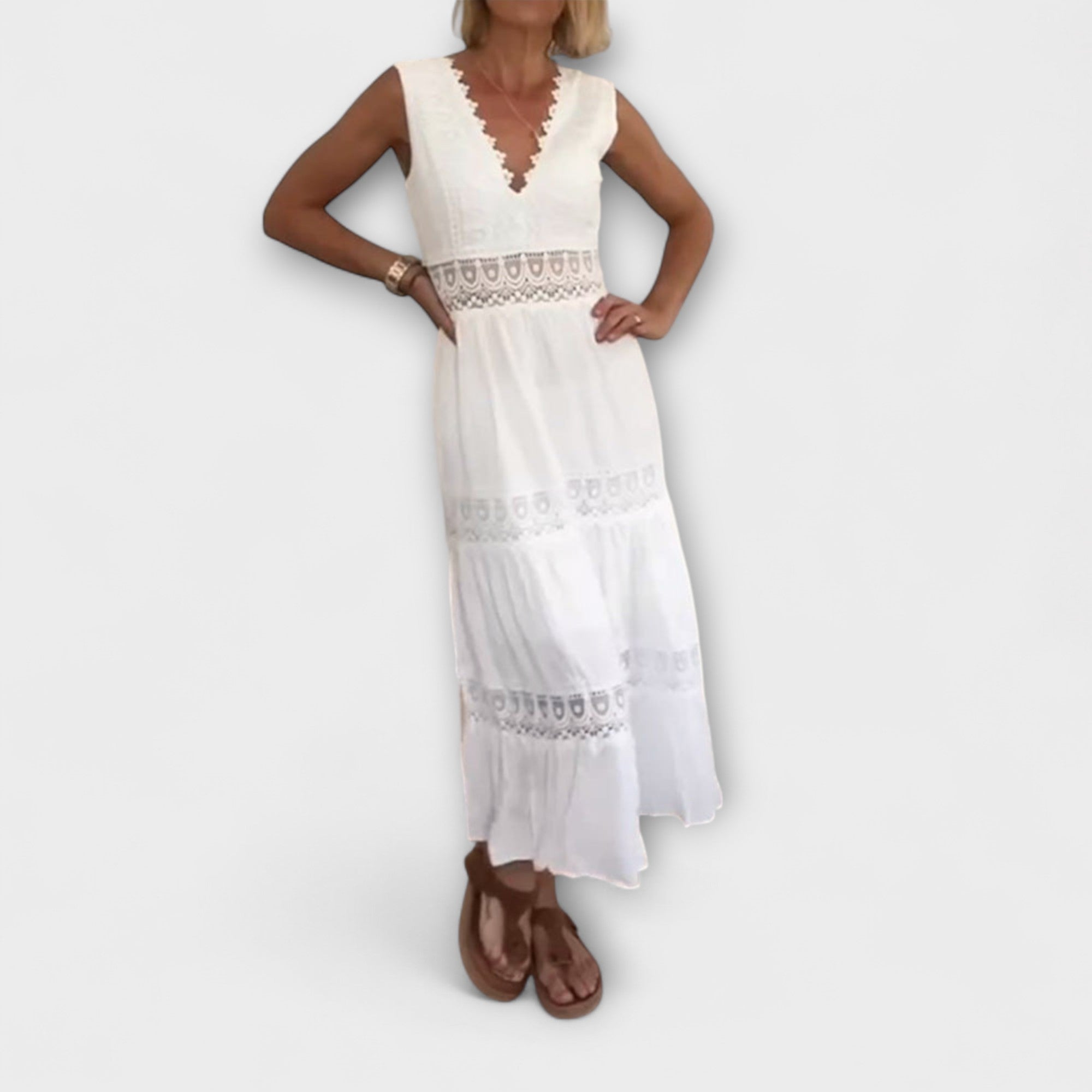 Aurélie - Vestido elegante de encaje con escote en V