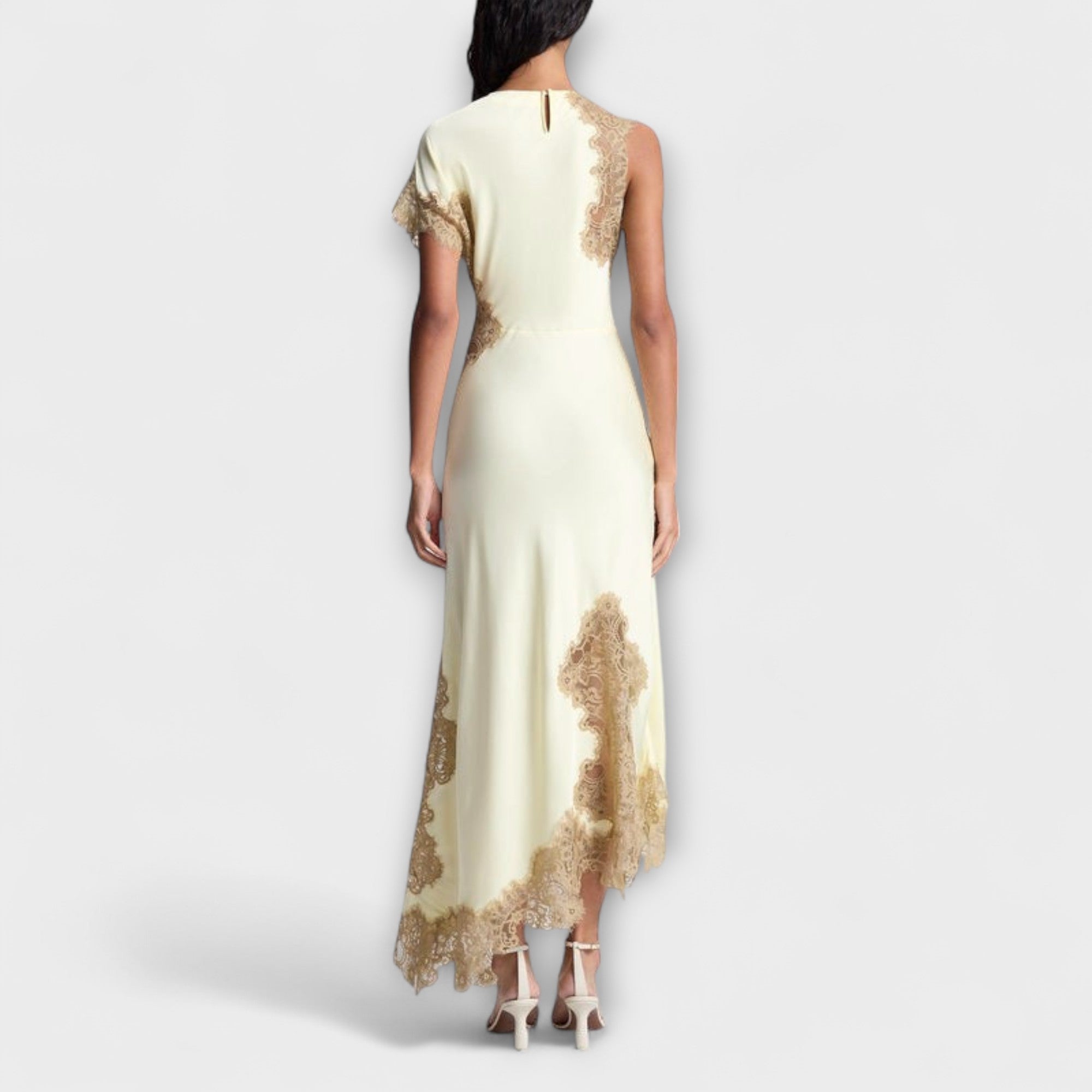 Margaret - Vestido maxi con detalles de satén y encaje