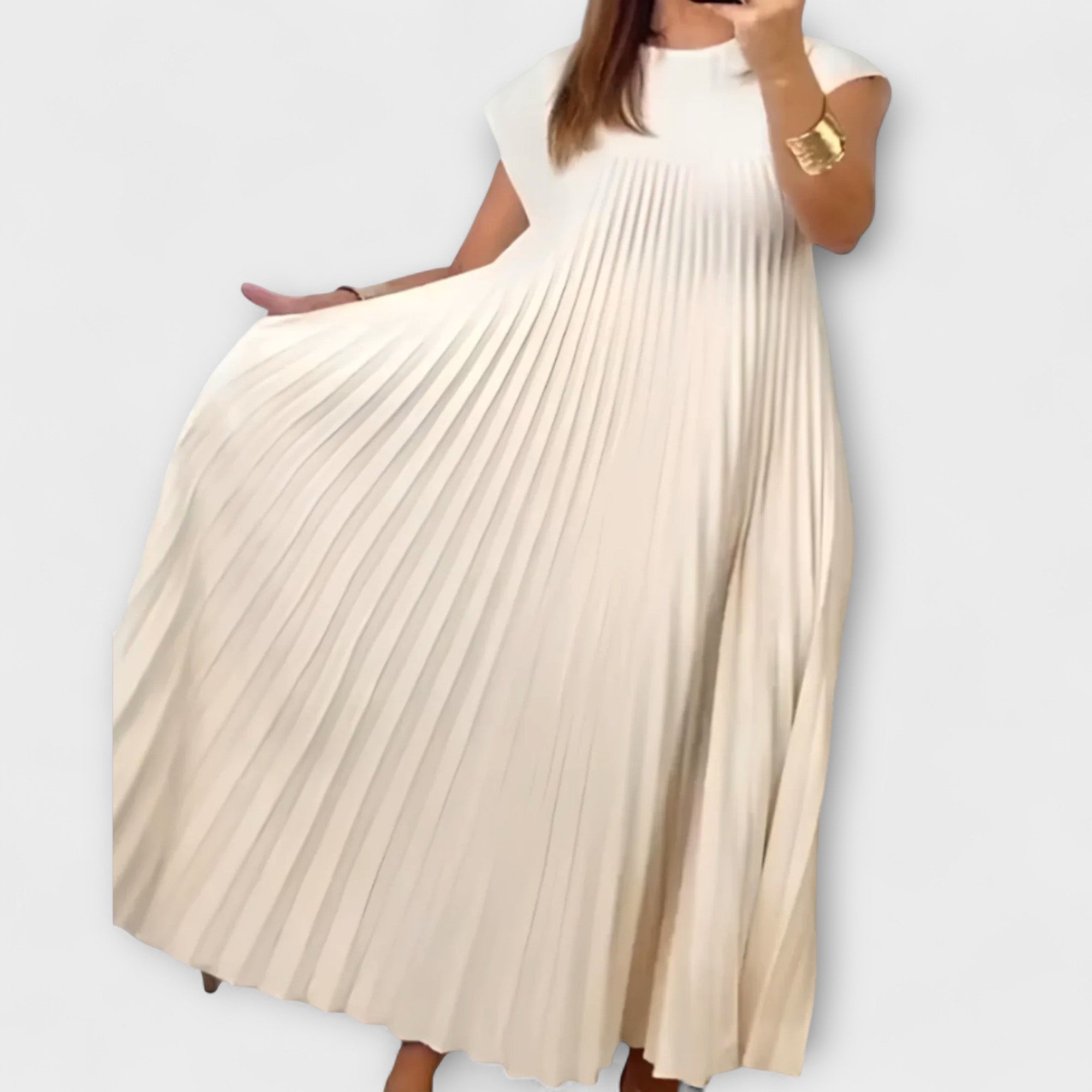 Zairelle – Vestido Plisado Elegante