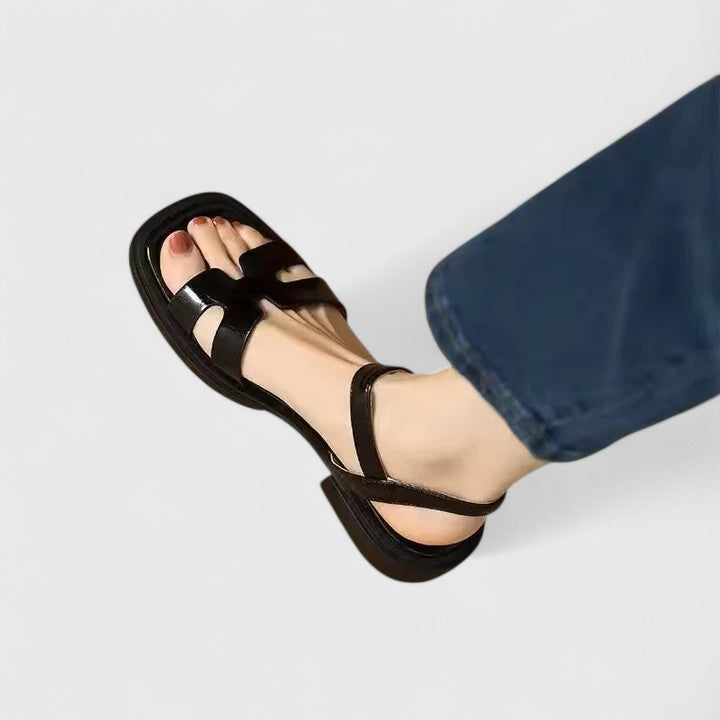 Vera - Sandalias Planas Sofisticadas